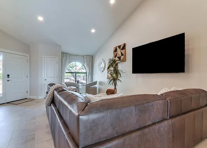 Mtn-view Oasis W/ Private Pool! Holiday home Fountain Hills