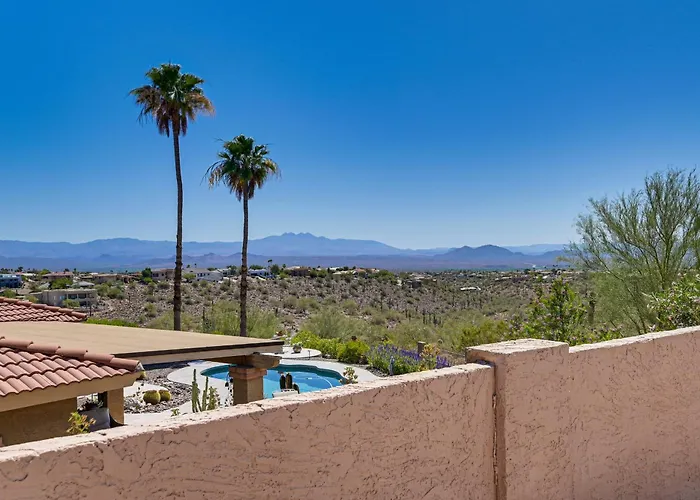 Mtn-view Oasis W/ Private Pool! Holiday home *
