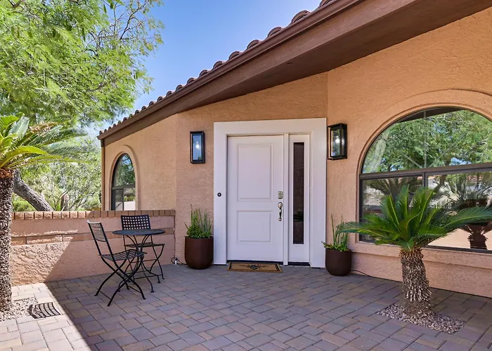 Mtn-view Oasis W/ Private Pool! Holiday home